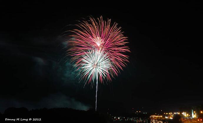 fireworks-over-the-coosa-river-4_7505686490_o