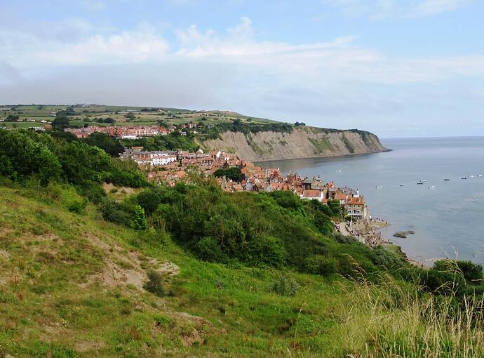 01 Robin Hoods Bay