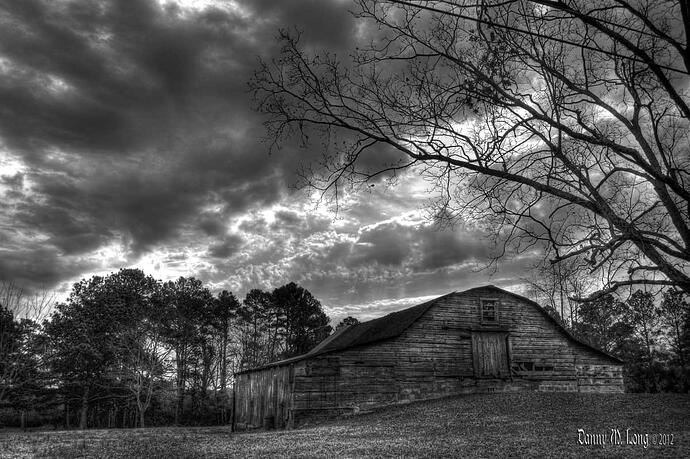 old-barn-on-country-road_6799702561_o