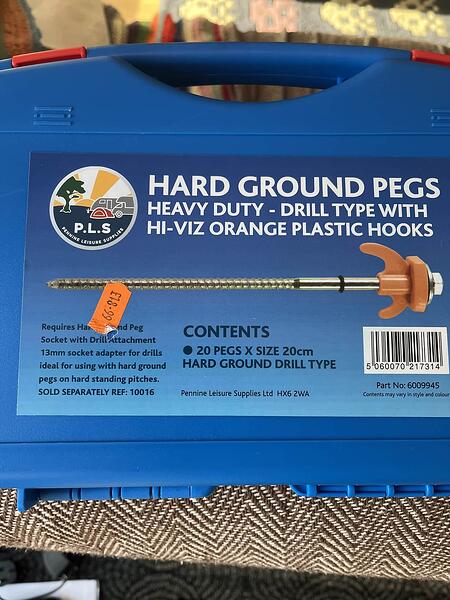 pegs