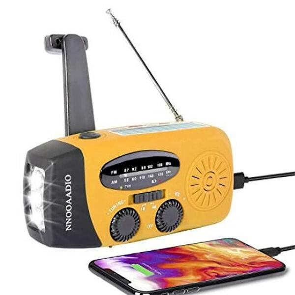 Wind-Up-Solar-Radio-1-1401334310