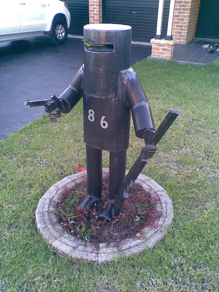 001 Ned Kelly Letterbox 11-06-10
