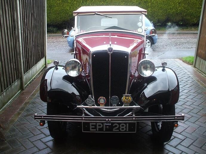 Our Morris Eight 001