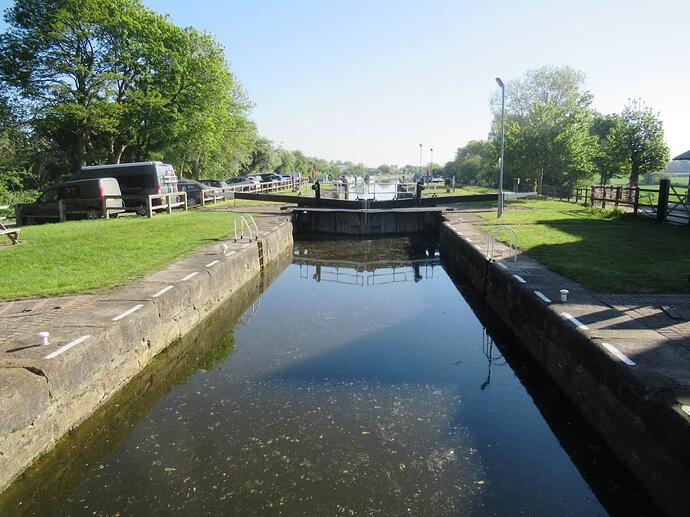 05 Bramwith Lock