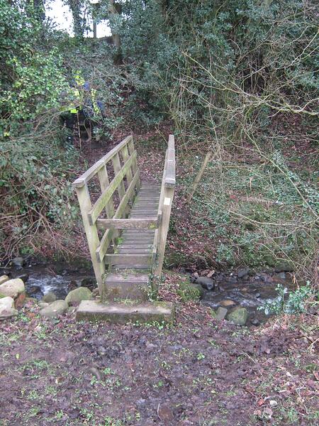 23b Timber_Footbridge_With_Rail_Stiles