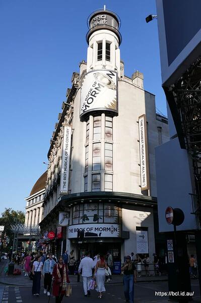 260721 112 London Prince of Wales Theatre