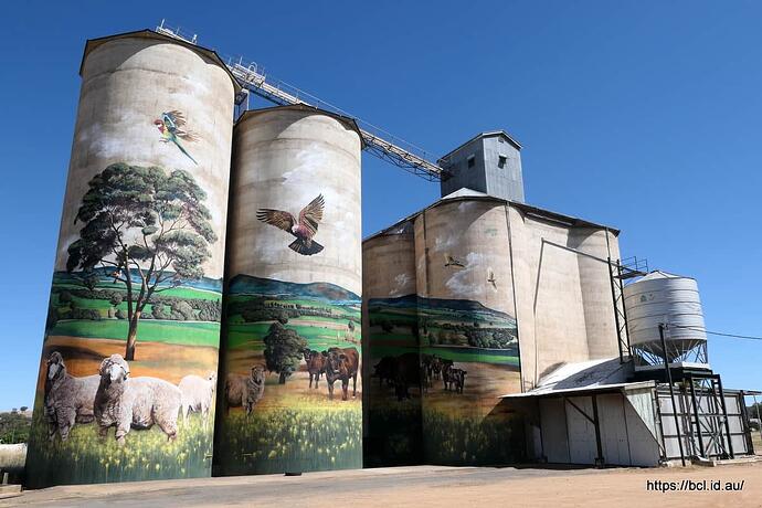 231117 029 Grenfell Silo Art