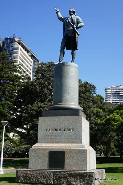 241030 017 Sydney Hyde Park Captain Cook Statue