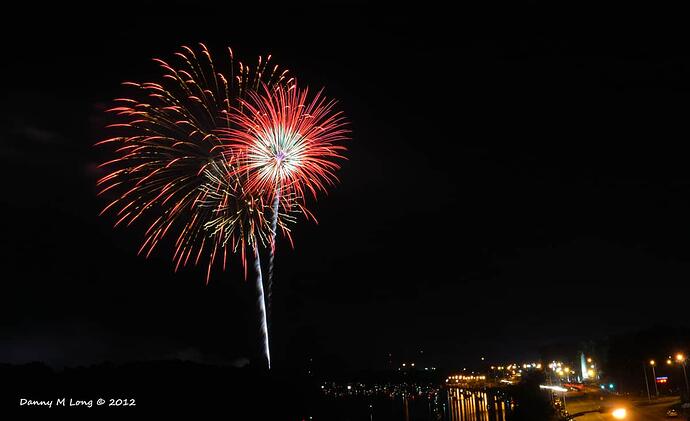 fireworks-over-the-coosa-river-1_7505688806_o