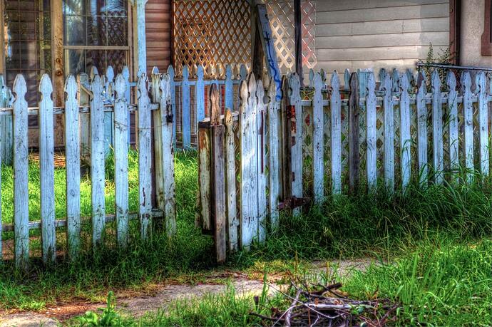 white-picket-fence-dream-gone-awry_7567664282_o