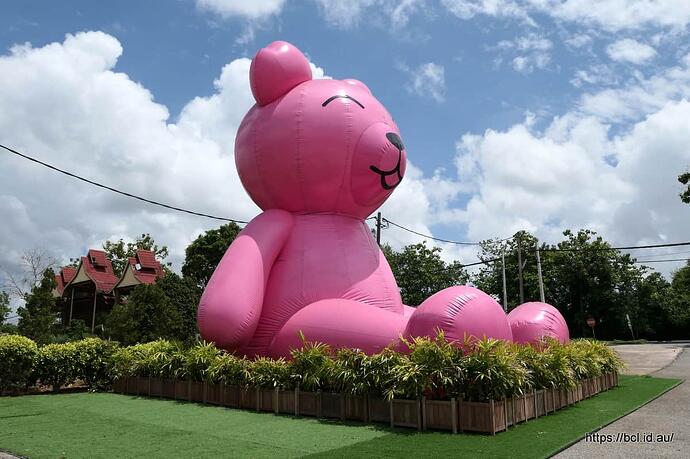 230528 098 Giant Pink Bear Jitra Malaysia