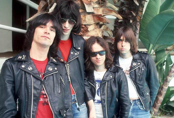 ramones-5a20397a9802070036285575-3387408473-1