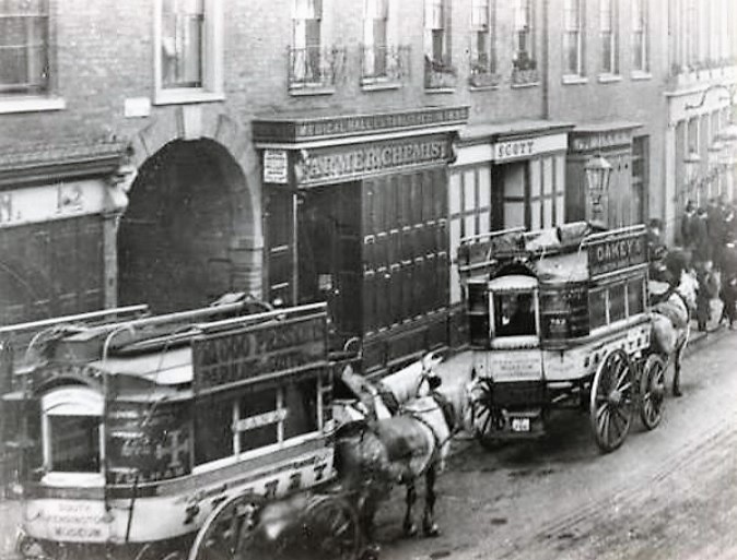 Putney High St. 1882