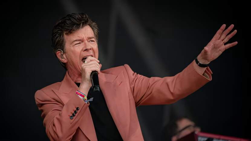 Glastonbury '23 - Rick Astley - A Tale of Two Suits - Music: Chat ...