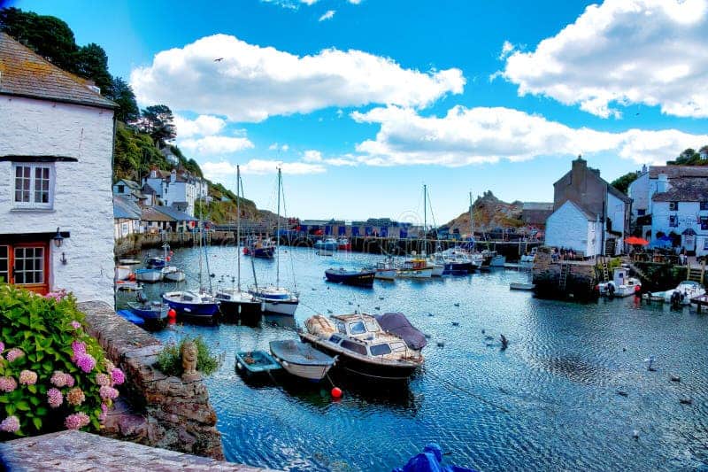 polperro-cornwall-england-polperro-cornwall-england-254914450-3340890394