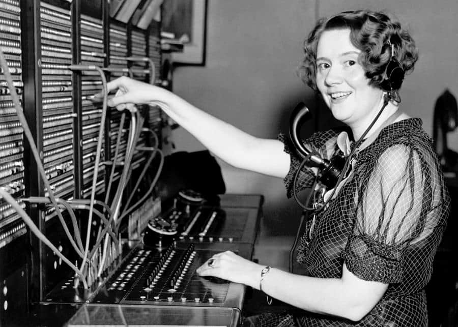 switchboard-hello-girl-underwood-archives